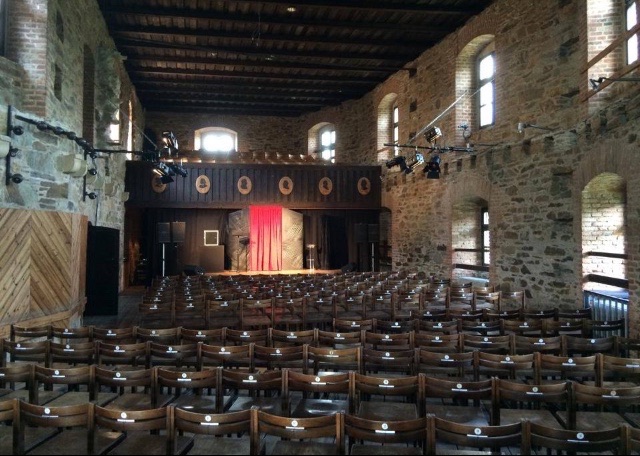 Winterhochzeit - Mittelburgenland - Festsaal - Ritterburg Lockenhaus