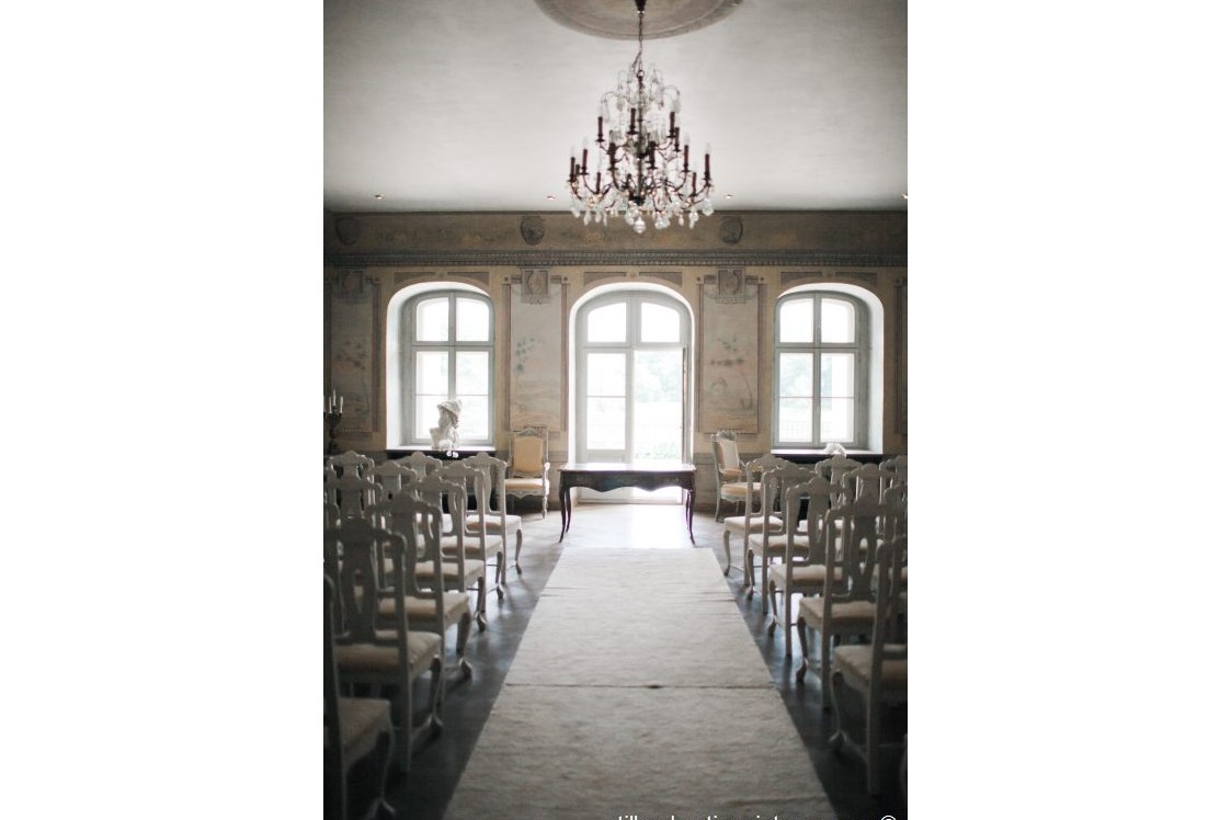 Hochzeitslocation: Hotel CHÂTEAU BÉLA - eine ganz besondere Hochzeitslocation in Belá, Slowakei.
Foto © stillandmotionpictures.com - Hotel CHÂTEAU BÉLA