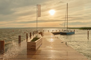 Hochzeitslocation: Der Bootsanlegesteg des FRITZ am See. - das Fritz am See