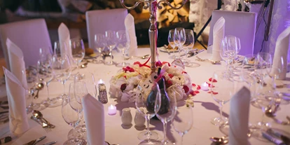 Winterhochzeit - Tirol - Festtafel im Bio-Hotel Stanglwirt in Tirol.
Foto © formafoto.net - Bio-Hotel Stanglwirt