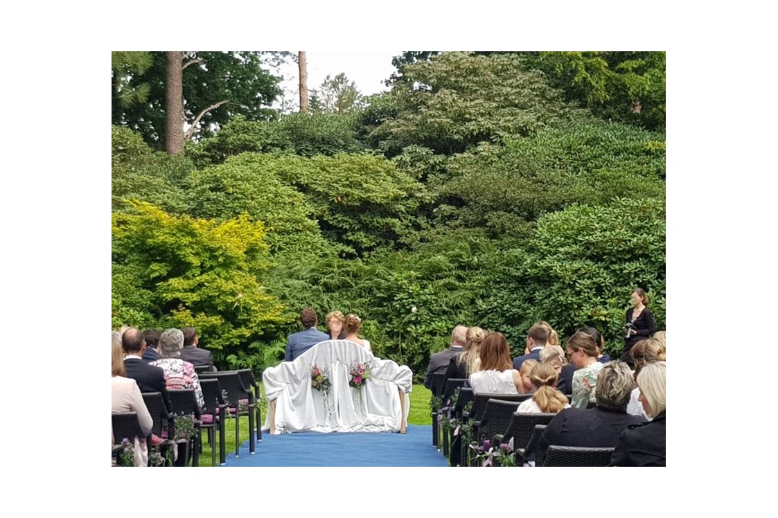 Hochzeitslocation: freie Trauung an der Orangerie - Orangerie im Rhododendronpark
