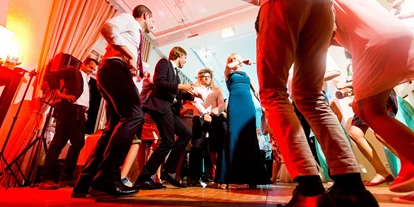 Winterhochzeit - Art der Location: Schloss - Party Gartensaal - Schloss Maria Loretto