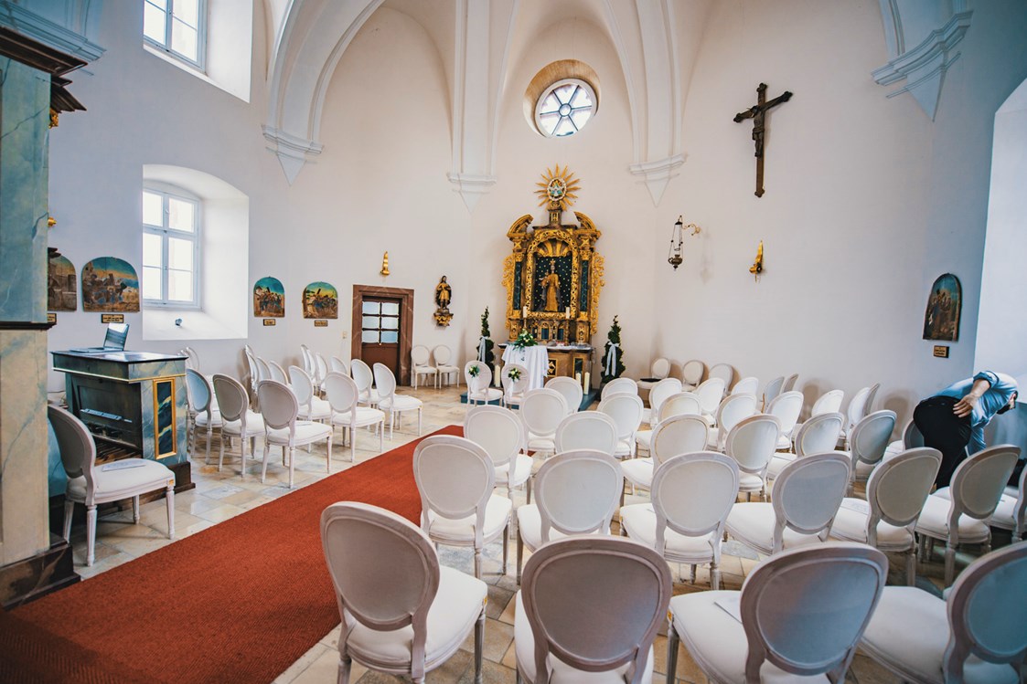 Hochzeitslocation: Schloss Walkershofen