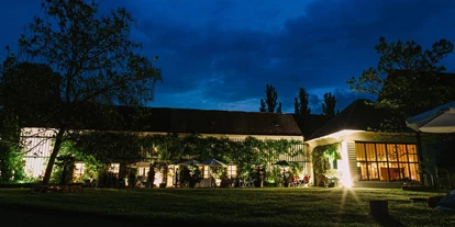 Winterhochzeit - Karlstetten - Schlosspark Mühlbach bei Nacht.
Foto © thomassteibl.com - Schlosspark Mühlbach am Manhartsberg
