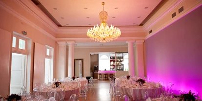 Winterhochzeit - Art der Location: Schloss - Kursalon Mödling