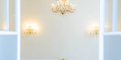 Winterhochzeit - Art der Location: Schloss - Kursalon Mödling